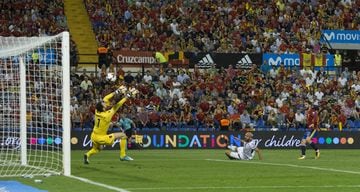 Isco scores Spain's second.