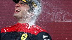 Alegría absoluta bañada en champán para el campeón que acaba de ganar su primera carrera. Es la victoria número 33 para España en Fórmula 1.