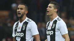 Medhi Benatia y Cristiano Ronaldo durante un partido con la Juventus.