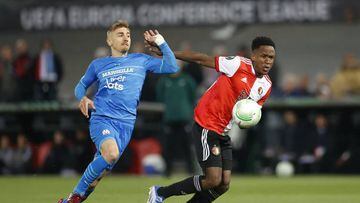 Feyenoord's Luis Sinisterra and Marseille's Valentin Rongier (L) fight for the ball during the UEFA Conference League semi-final football match between Feyenoord and Olympique Marseille (OM) at De Kuip stadium in Rotterdam, on April 28, 2022. - - Netherlands OUT (Photo by Pieter Stam de Jonge / ANP / AFP) / Netherlands OUT (Photo by PIETER STAM DE JONGE/ANP/AFP via Getty Images)