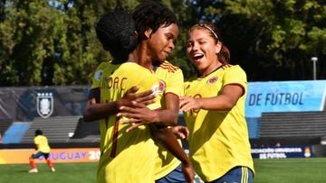 La Selecci&oacute;n Colombia Femenina Sub 17 inici&oacute; el Sudamericano con goleada sobre Per&uacute;.