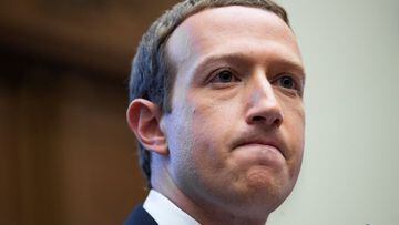 &iquest;Cu&aacute;nto dinero perdi&oacute; Mark Zuckerberg tras la ca&iacute;da de Facebook, WhatsApp e Instagram? Las acciones de la empresa se deval&uacute;an en Wall Street.