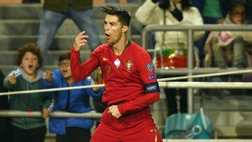 Cristiano Ronaldo's five best international goals