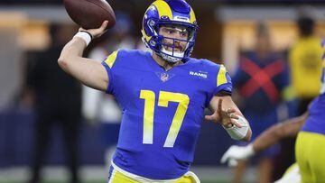 INGLEWOOD, CALIFORNIA - DECEMBER 08: Baker Mayfield #17 of the Los Angeles Rams passes the ball against the Las Vegas Raiders during the second quarter at SoFi Stadium on December 08, 2022 in Inglewood, California.   Sean M. Haffey/Getty Images/AFP (Photo by Sean M. Haffey / GETTY IMAGES NORTH AMERICA / Getty Images via AFP)