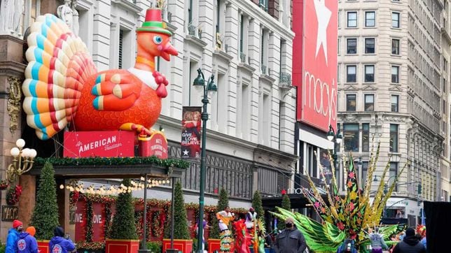 Macy's thanksgiving day parade 2021 nbc live outlet stream