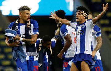 Matheus Uribe y Luis Díaz consiguieron con el Porto el título de la Primeira Liga al vencer 2-0 al Sporting de Lisboa. Los dirigidos por Sergio Conceicao pudieron celebrar faltando dos jornadas por disputarse. 