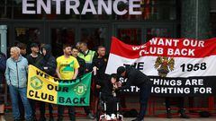 Supporters of the Premier League side turned out to push for the Glazer family to finally sell the club after a months-long bidding process.