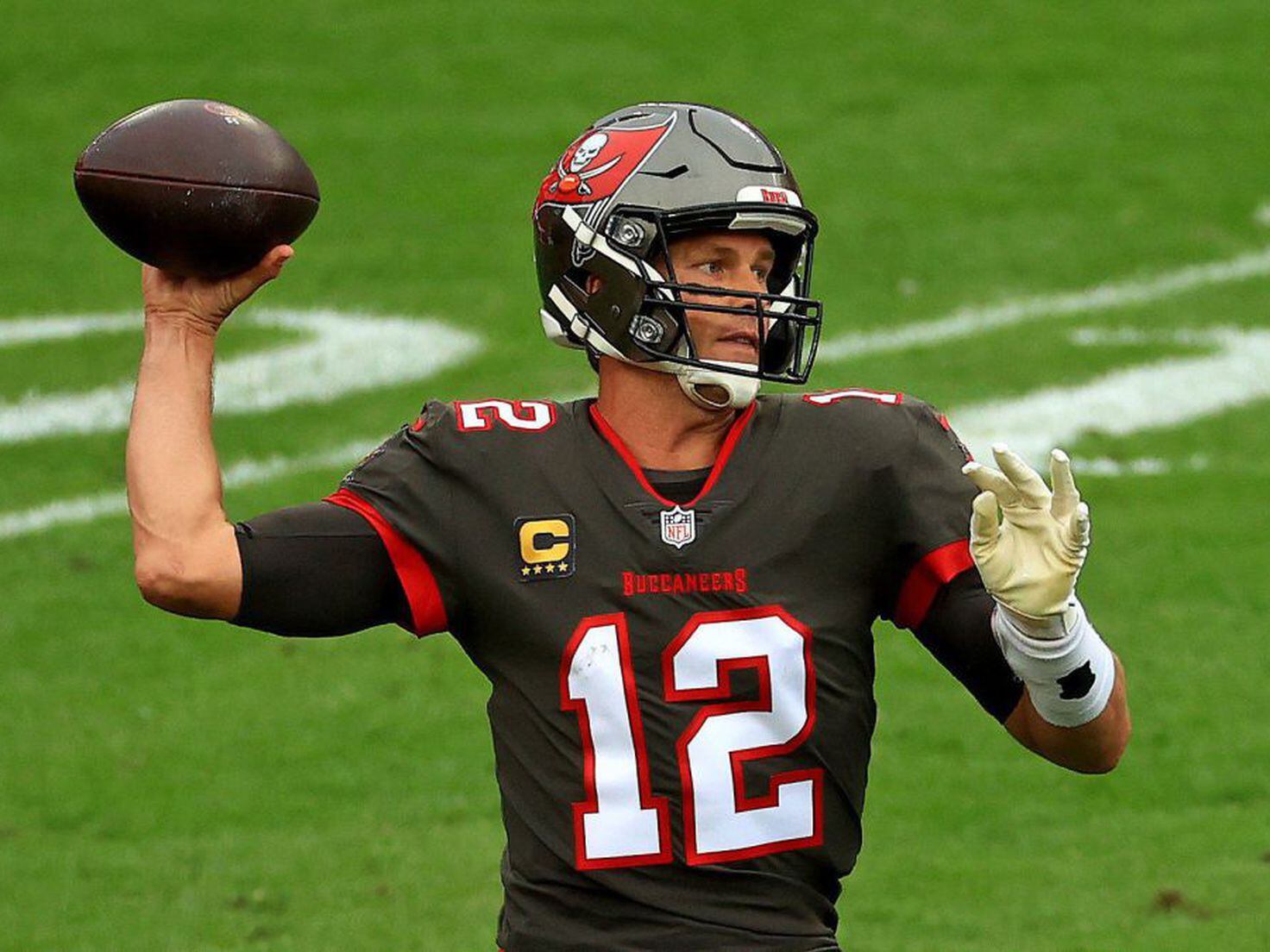 Tampa Bay Buccaneers vs. Washington Football Team: Free live stream, start  time, TV, how to watch Tom Brady in Week 10 